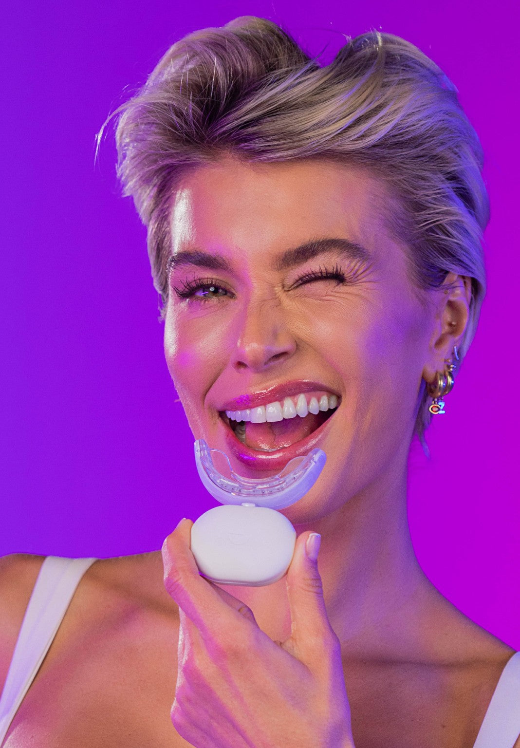 Maximum Whitening Bundle